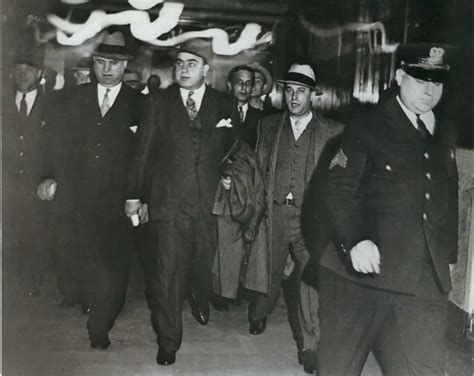 Al Capone 8x10 Photo Mafia Organized Crime Mob Mobster Picture Scarface 4 99 Picclick