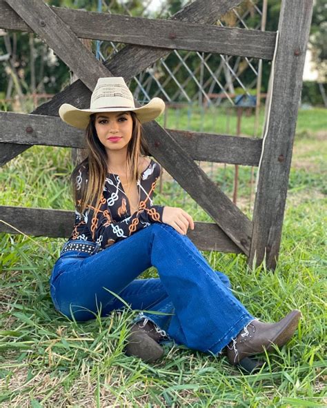 Outfits With Cowgirl Boots Photos Cantik