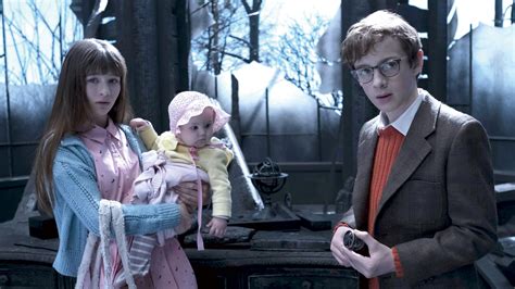 Netflix Review: A silver lining in A Series of Unfortunate Events | Imprint