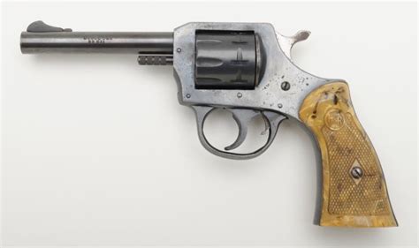 Handr Model 922 22 Long Rifle Caliber 9 Shot Revolver With Factory 4