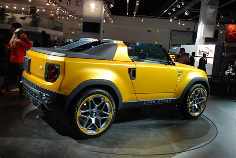 Cars bring you the stories on premium, concept and electric cars. Photo LAND ROVER DC100 Concept concept-car 2011 ...