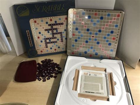 Game 1982 Vintage Scrabble Deluxe Edition No 71 With Turntable Base