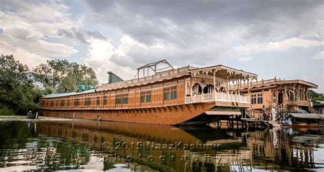 Naaz Kashmir Naaz Kashmir Is Best Houseboat In Srinagar