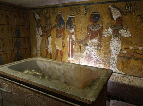 queen nefertiti has the tomb of tutankhamun s mother been found hiding in plain sight the