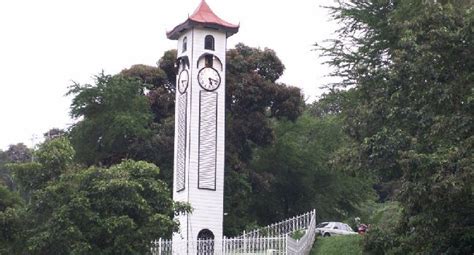 Atkinson saat kulesi , kota kinabalu 'daki en eski ayakta yapıdır. Atkinson Clock Tower - go Sabah