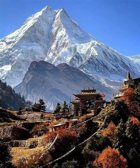 Manaslu The Worlds Eighth Highest Mountains Lie Between Nepal And
