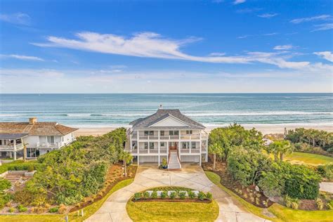 Revered Oceanfront Home North Carolina Luxury Homes Mansions For
