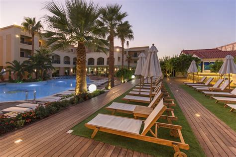 Does samaina inn have a pool? "Pool" Hotel Samaina Inn (Karlovassi) • HolidayCheck ...