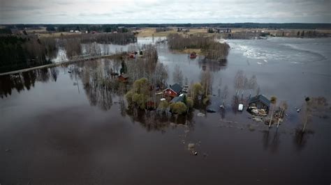 Tulvat helpottavat Pohjanmaalla, mutta Kuortaneenjärvellä vesi nousee ...