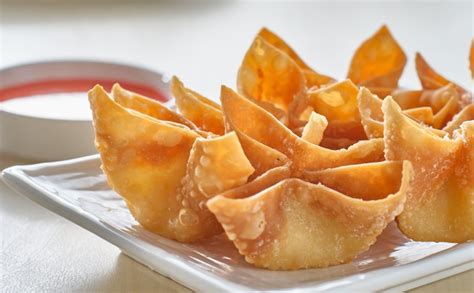 Resep kulit pangsit goreng renyah. Resep Pangsit Goreng yang Renyah Gurih