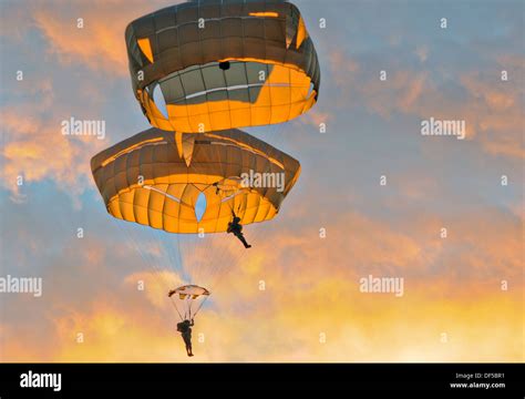 4th Parachute Brigade Hi Res Stock Photography And Images Alamy