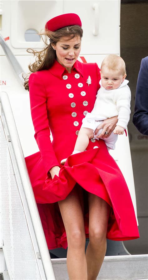Royal Tour 2014 Prince George Kate Middleton And Prince William Arrive In New Zealand Metro Uk
