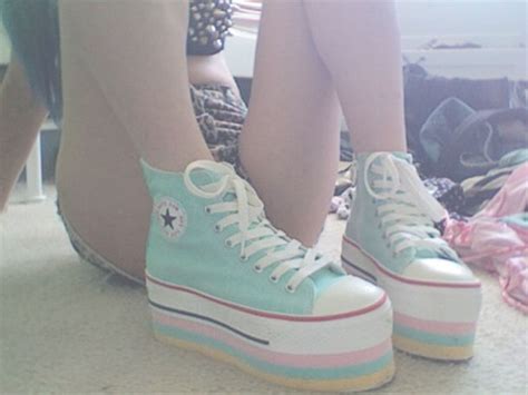 Shoes Converse Tumblr Girl High Top Converse Vans Grunge Shoes