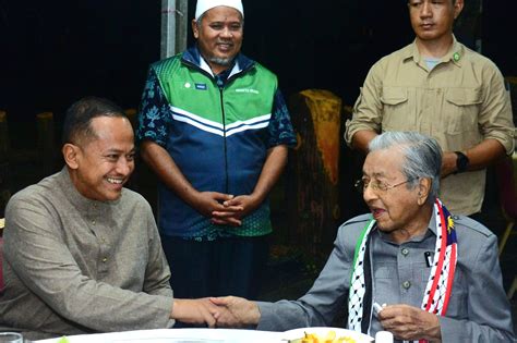 Tun Mahathir Dakwa Kerajaan Pusat Halang Bantuan Kepada Palestin