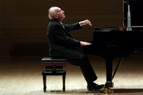 The Pianist Maurizio Pollini And The Shock Of The Old The New Yorker