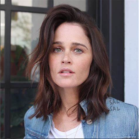 Who's Robin Tunney? Wiki: Now, Son, Husband, Baby, Spouse, Salary ...