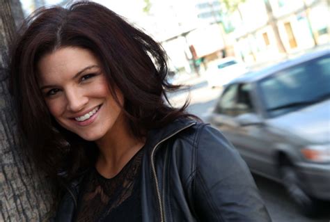 Gina Carano Makes Film Debut In Haywire The New York Times