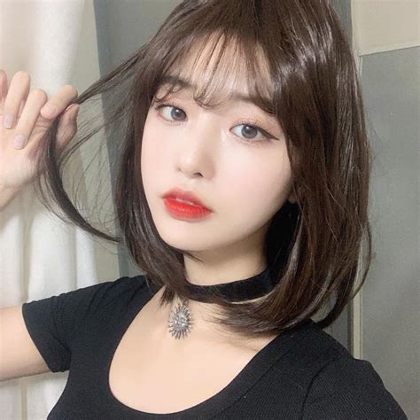 Pin By Nikka Udtujan On Girl In 2020 Cute Korean Girl Girl Short