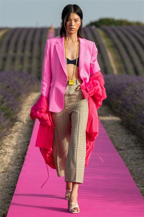 Neon And Hot Pink At Jacquemus Spring 2020 Fashion Spring Fashion