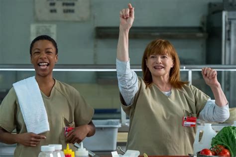 ‘orange is the new black season 4 spoilers 4 things we learned from the new promo photos