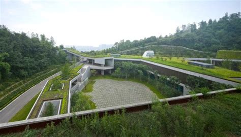 A Sprawling Green Roof Fuses This Community Center With