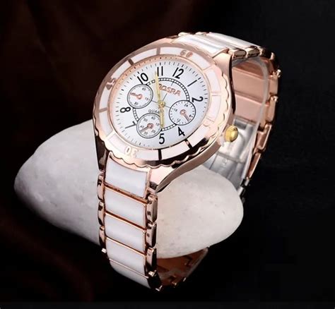 New Elegant Watch Stainless Steel Round Dial Quartz Sport Watches Women