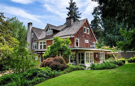 Kurt Cobain And Courtney Loves Former Seattle Home Is Up For Sale