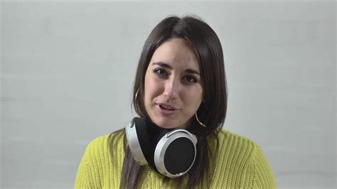 Beyerdynamic dt 770 is my personal longtime favorite. Over Ear vs On Ear Headphones for portable use? - YouTube