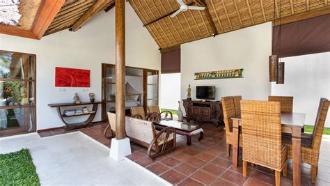 Kasino mengacu pada bangunan yang memungkinkan semua jenis permainan dan aktivitas perjudian. Villa Candi Kecil Tiga di Ubud & Sekitarnya, Bali - 3 kamar tidur