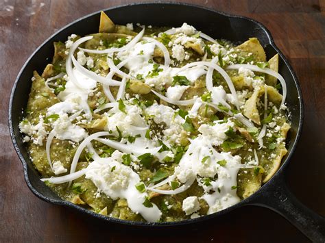 Arriba 81 Imagen Receta Chilaquiles Verdes Con Epazote Abzlocal Mx