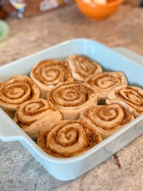 How To Make Cinnamon Rolls Without Yeast Popsugar Food Uk