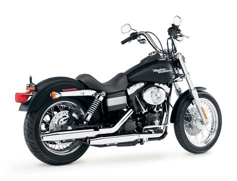 However, the sb has some stiff competition in the victory. 2012 Harley-Davidson FXDB Dyna Street Bob - Moto.ZombDrive.COM