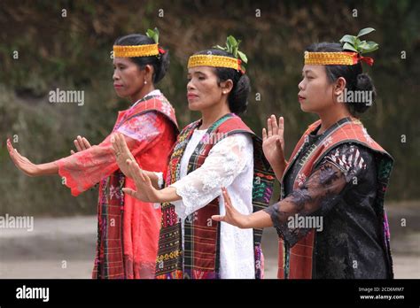 Sumatra Tribe Hi Res Stock Photography And Images Alamy