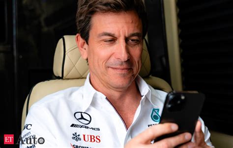 Mercedes Amg F1 Whatsapp And Mercedes Amg Petronas F1 Team Form Multi