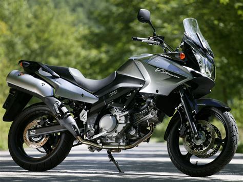 Every bike with a passenger seat needs. 2007 Suzuki V-Strom 650 - Moto.ZombDrive.COM