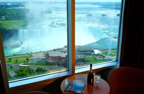 The Oakes Hotel Overlooking The Falls Niagara Falls Ontario Resort