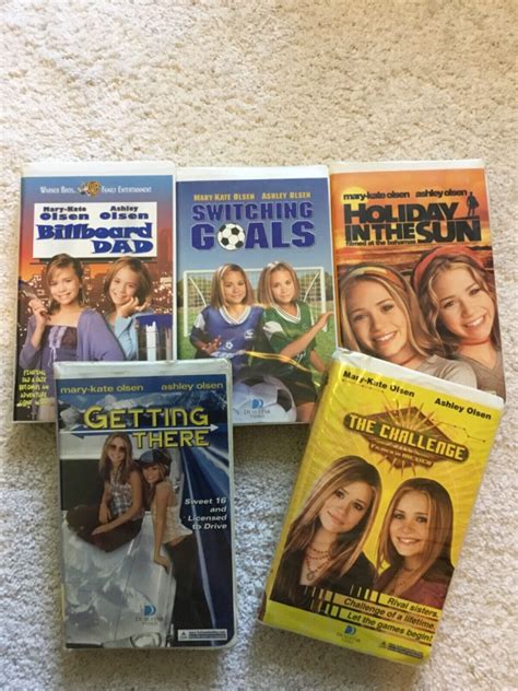 Lot Of Mary Kate Ashley Olsen Twins Vhs Tapes Clamshell Cases