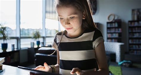 Online Child Predators What Parents Need To Know About Them