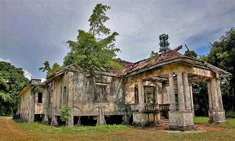 Previosly known as euphoriatv, now wisedefies, shares the top 10 most haunted places in malaysia. 10 Haunted Places in Malaysia And The Horrors You'll ...