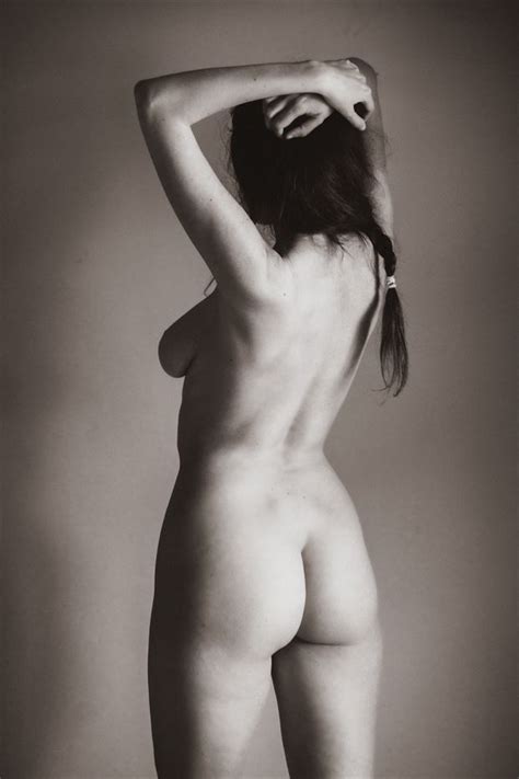 La Tresse Aimable Artistic Nude Photo By Photographer Garden Of The