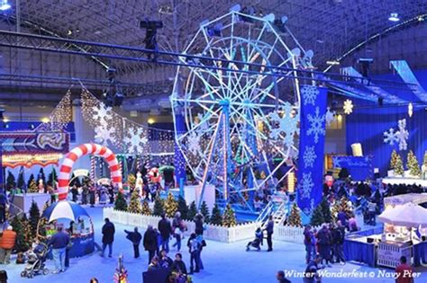 Decide the best place to stay, while you going for wisconsin dells, the thighs that covers up the half planning of your trip is the place where you stay. Best Spots for Christmas Lights in Chicago 2020 | Holiday ...