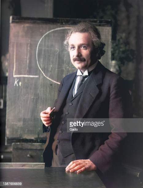 Albert Einstein Color Stockfotos En Beelden Getty Images
