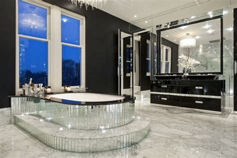 Extraordinary Luxury Bathrooms That Will Mesmerize You