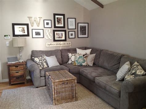 In this space, the largest block of color comes from a graphite gray sofa, which. Inspire Me Please - Linky Party | Living room remodel ...