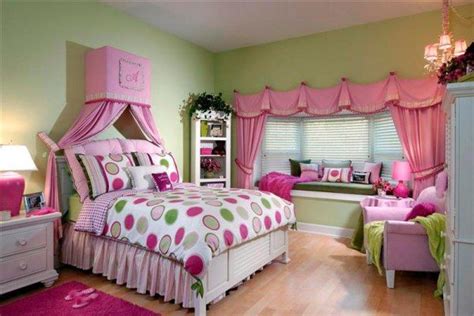 Discover bedroom ideas and design inspiration from a variety of bedrooms, including color, decor example of a transitional bedroom design in st louis pretty color of wall to be used for living room produced by: 20 Bedroom Designs for Teenage Girls | Home Design, Garden ...
