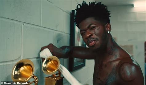 Lil Nas X Dances In The Nude In His New Industry Baby Video Daily