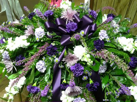 We are a full service florist in cary, nc. Florist Friday Recap 12/29 - 1/04: Floral Memorials