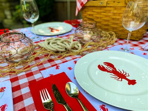 Add tsp of cayenne pepper. Great Lobster Party Ideas and Table Decor | Make Every Day ...