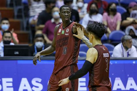 Up Looks To Extend Streak As Uaap Returns To Action Abs Cbn News