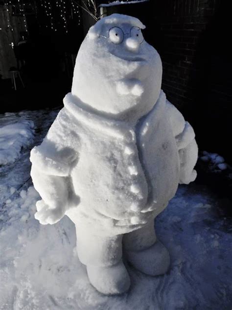 25 Ridiculously Creative Snow Sculptures That Happened